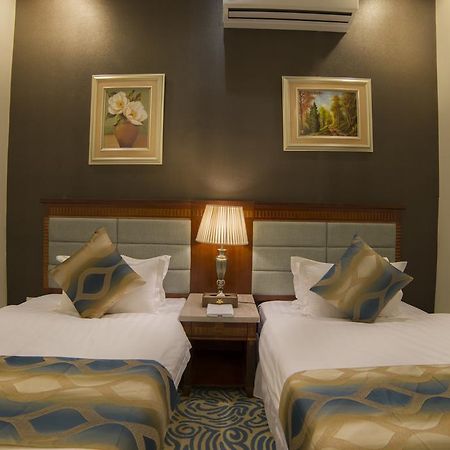 Kyan Al Yarmouk Suites Riadh Exterior foto