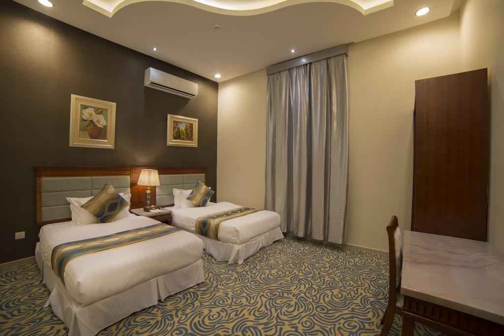 Kyan Al Yarmouk Suites Riadh Exterior foto